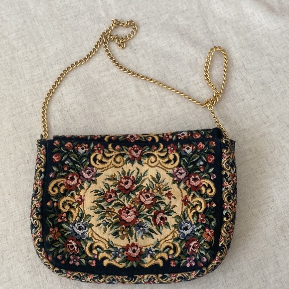 Vintage Cottagecore floral tapestry shoulder bag - Picture 2 of 8